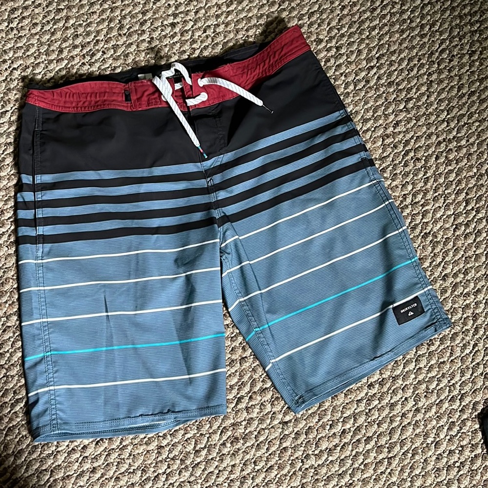 Mens swim